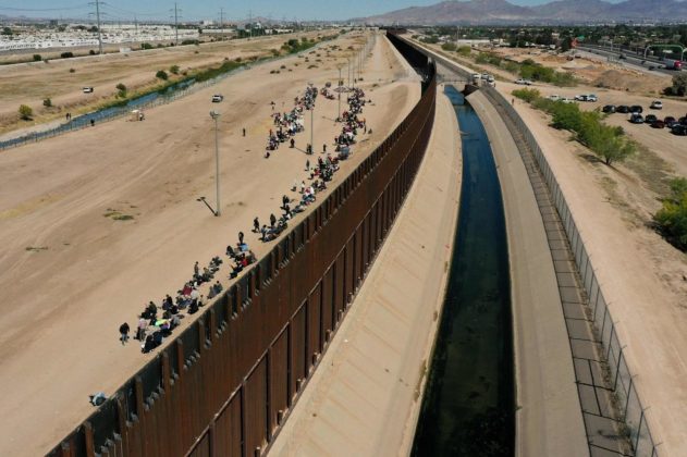 ABD ile Texas arasındaki sınır anlaşmazlığı, Trump’ın bitmeyen duvar projesini hatırlattı