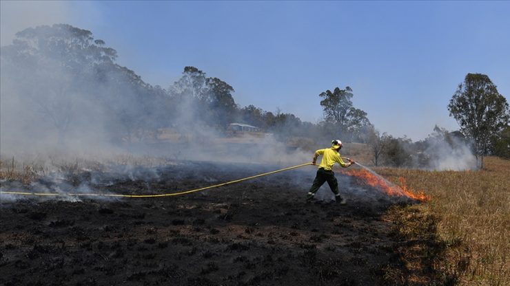 Avustralya’da “felaket” seviyesindeki orman yangınları sebebiyle 30 bin kişiye tahliye çağrısı
