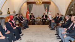 Cumhurbaşkanı Tatar Türkiye Harp Malulü Gaziler, Şehit Dul ve Yetimler Derneği’ni kabul etti